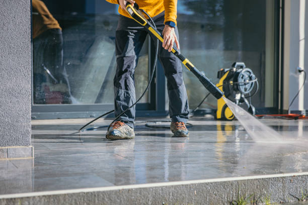 Best Pool Deck Cleaning  in Forest City, IA